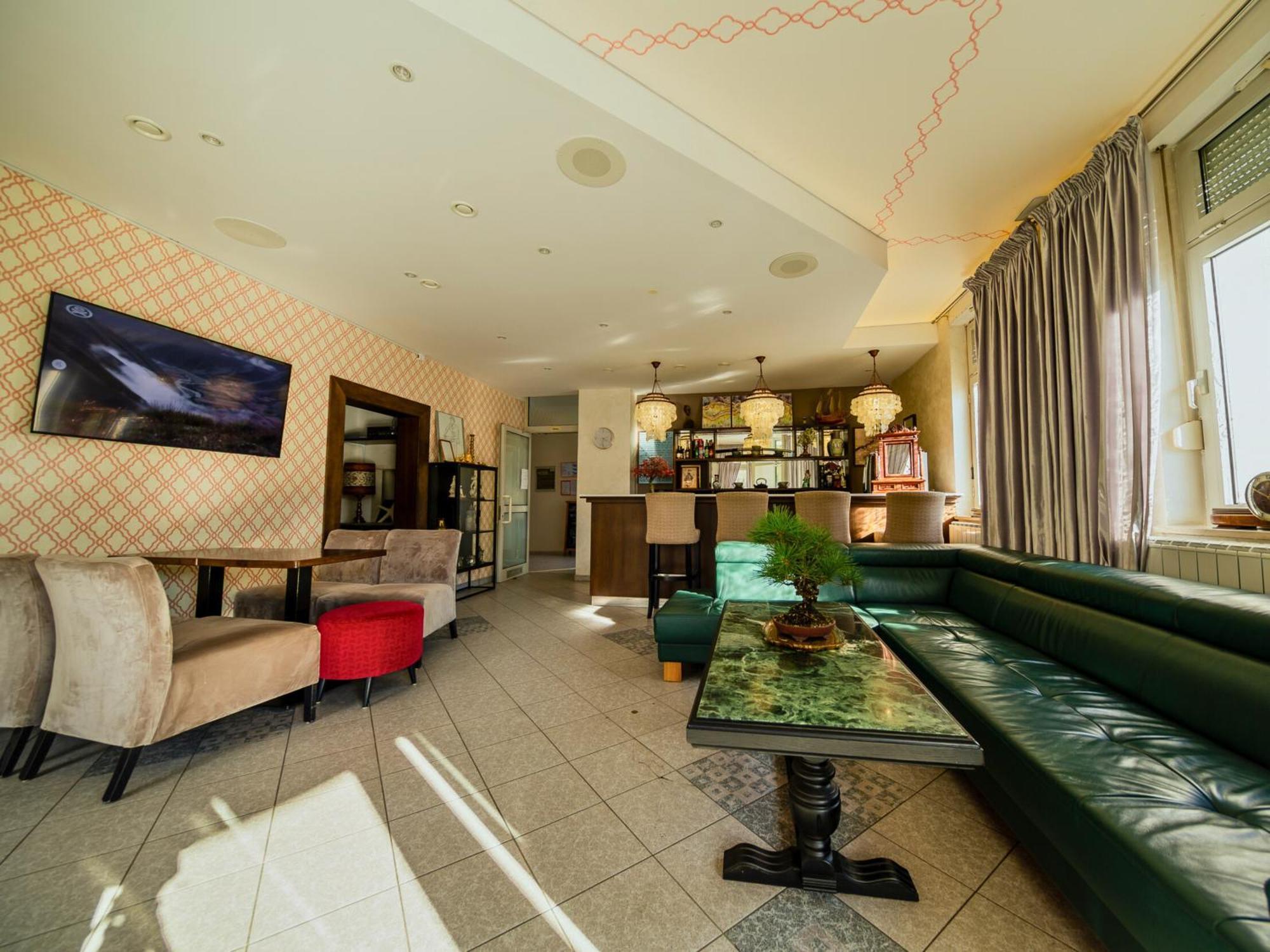 Hotel Maj Inn Moravske Toplice Bagian luar foto