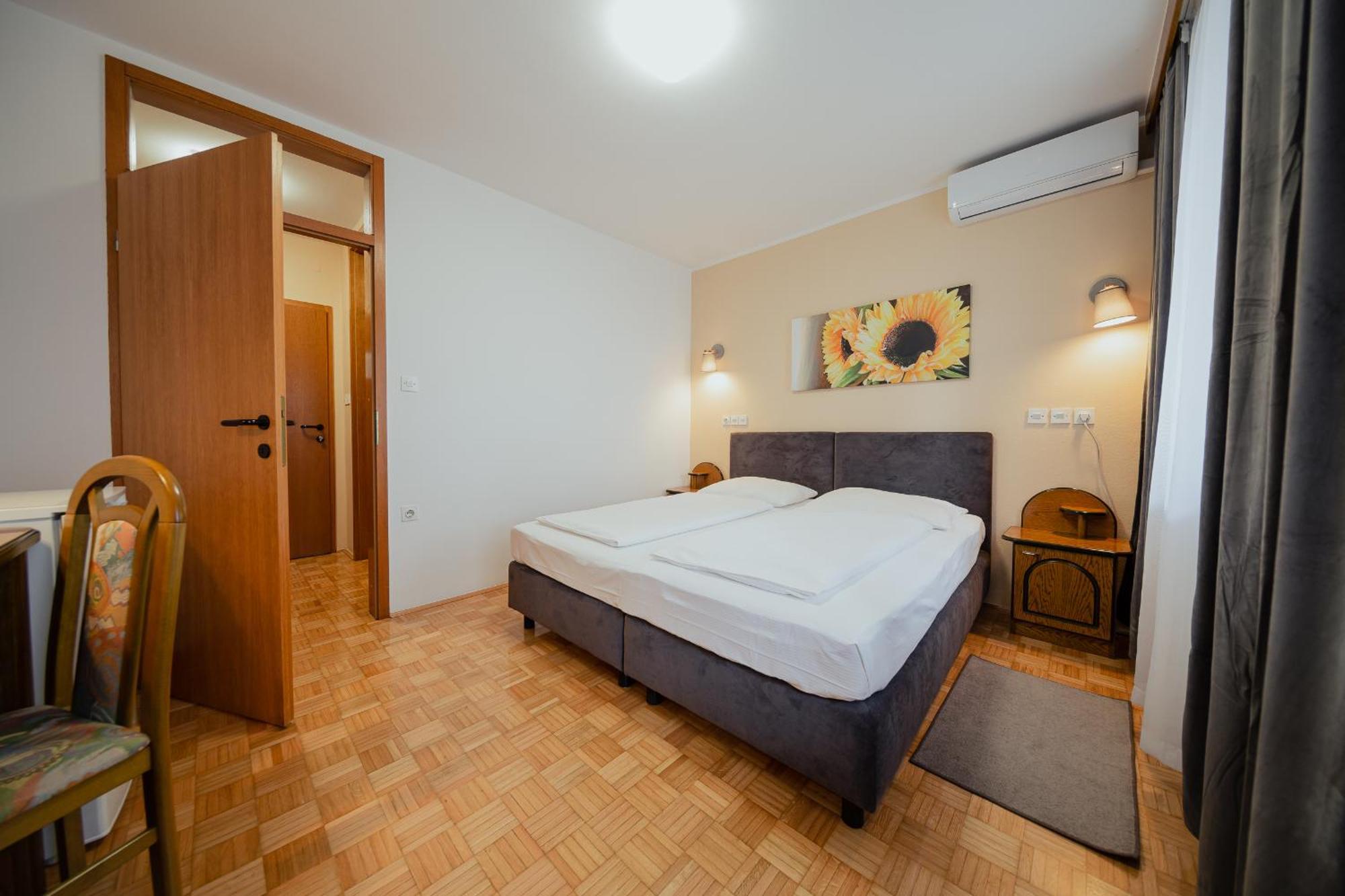 Hotel Maj Inn Moravske Toplice Bagian luar foto